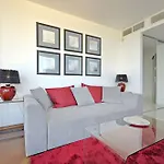Sea Towers Panorama By Renters * Γκντίνια