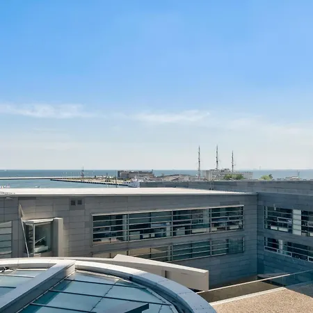 Sea Towers Panorama By Renters גדינייה