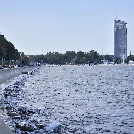 Sea Towers Panorama By Renters גדינייה